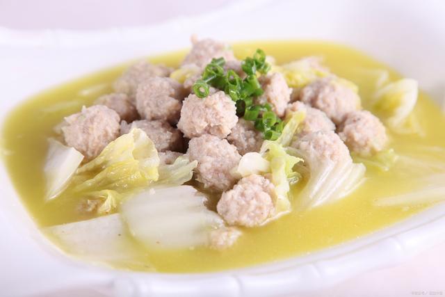 Cabbage with Meatballs